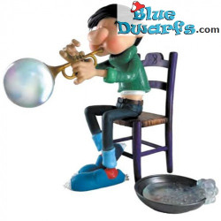 Guust Flater met zeepbellen-trompet – Harsfiguur – Plastoy – 16 cm
