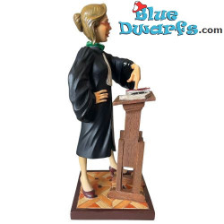 Abogada - L’Avocate - Figura de la Colección Forchino - Parastone - 18x17x42 cm