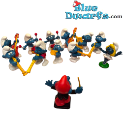 Smurf Orchestra – 12 randomly selected Schleich / Bully Music Smurfs