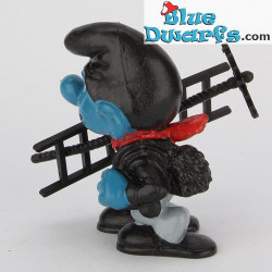 40202: Chimney Sweeper Smurf