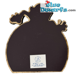 Gargamel en Azraël die een Smurf achtervolgen – Harsmagneet – Power Gift - 9cm