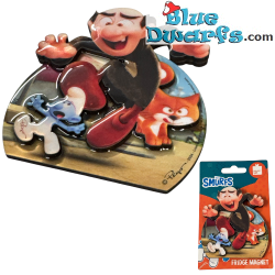 Gargamel et Azraël poursuivant un Schtroumpf  – Aimant en résine – Power Gift - 9cm