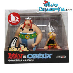 Asterix & Obelix Seated - Asterix & Obelix Figurines Set - Lightweight Decorative Figurines - Plastoy - 12 - 13.5 cm