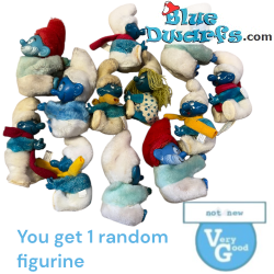 Vintage smurfen knuffeltje - 1 willekeurig smufje - niet nieuw - 10 cm met knijphandjes
