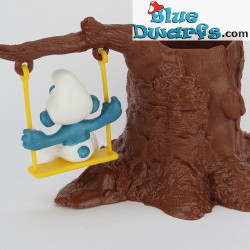 53040: Smurf on swing in tree