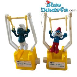 Smurfs on trapeze (right side works less well) – vintage item, not new