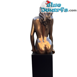 Mujer Sentada – Escultura Body Talk - Colección de Arte en Bronce - Parastone - 21 cm