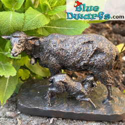 Schaap dat haar lam voedt – Les Animaliers – Beeldje uit de Pierre-Jules Mêne-collectie – Parastone – 9 cm