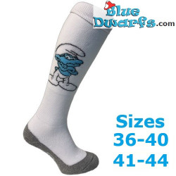 Schlaubi Schlumpf mit verschränkten Armen – Die Schlümpfe Sportsocken – Weiß – Hingly
