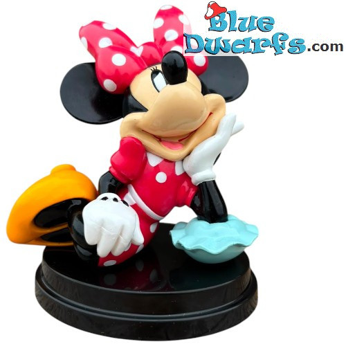 Minnie Mouse Laying Down – Disney Figurine on Pedestal – De Agostini – 12 cm