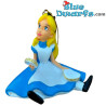 Alice Seduta – Alice nel Paese delle Meraviglie – Decorazione natalizia 3D Disney per albero – Poliresina – 9 × 10 cm